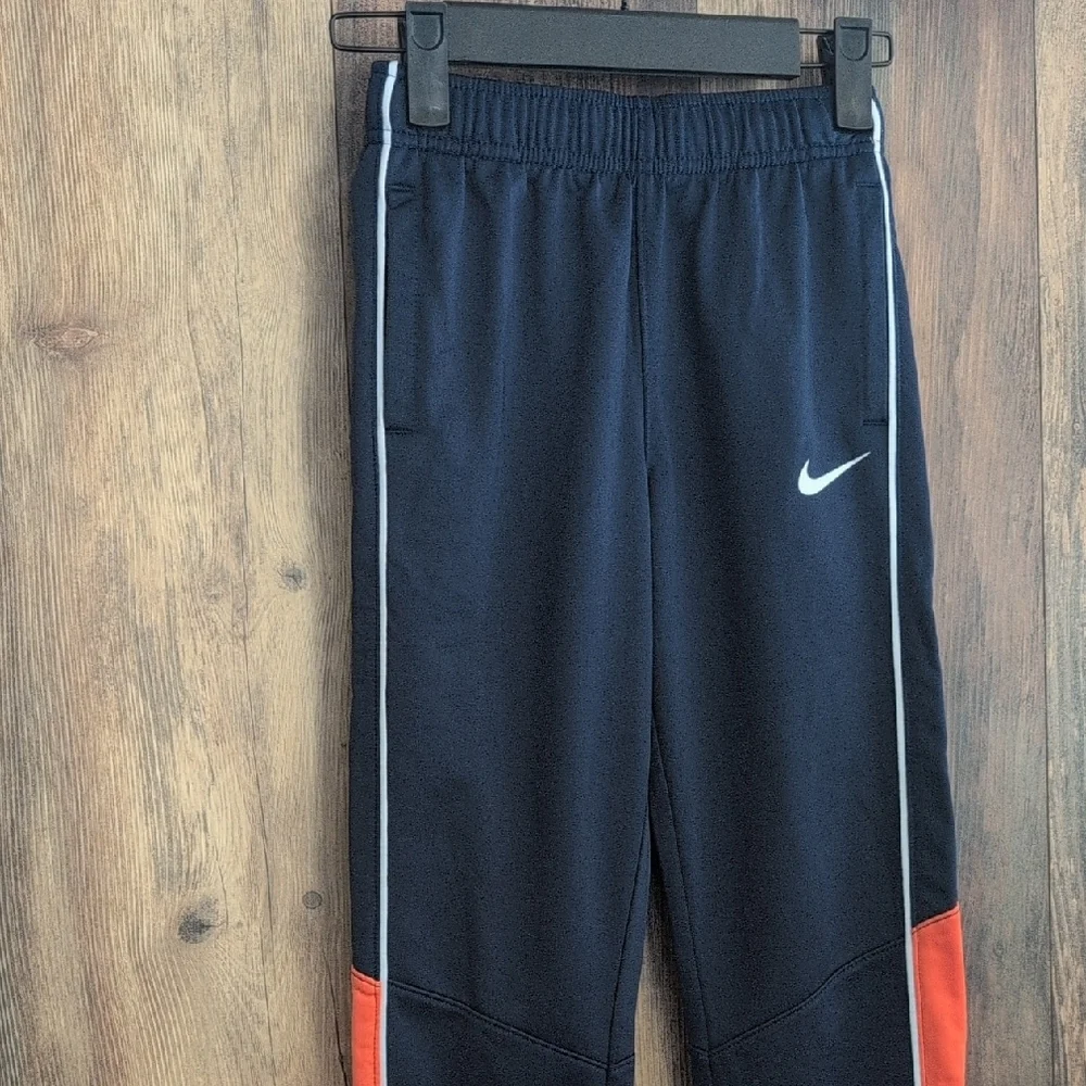Nike inseam 20